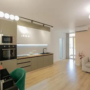 Miku Apartment-spectacular 1bd At Komuna E Parisit Apartment Tirana